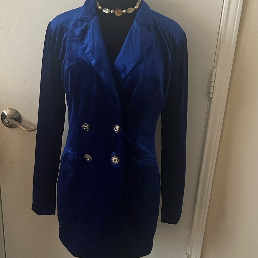 FashionNova like new Elegant Blue velvet double breasted Women's Coat/Blazer Lg - Picture 6 of 6